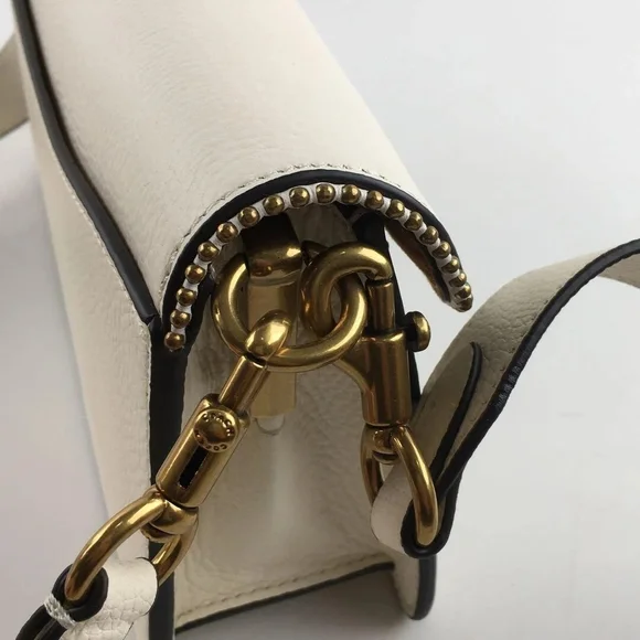 Coach Cream Leather Shoulder Bag with Gold Accents - Picture 2 of 11
